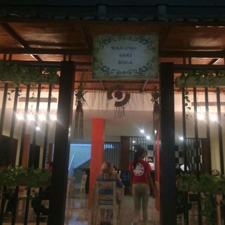Sari Room Bed & Breakfast 누사두아 외부 사진